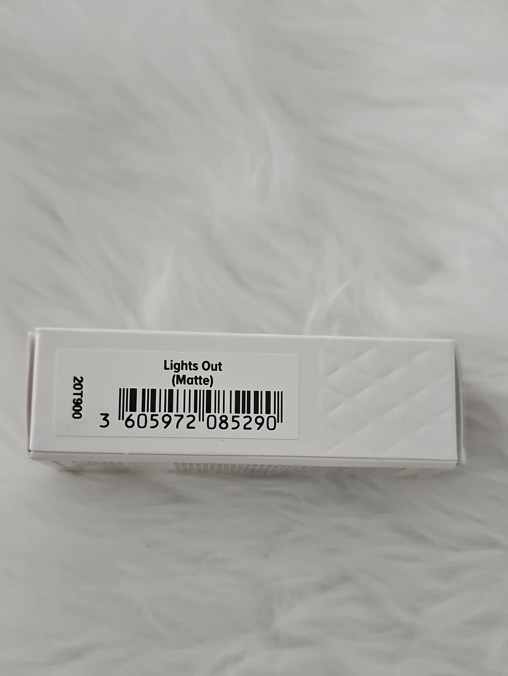 it cosmetics Pillow Lips Matte Lipstick Lights Out
